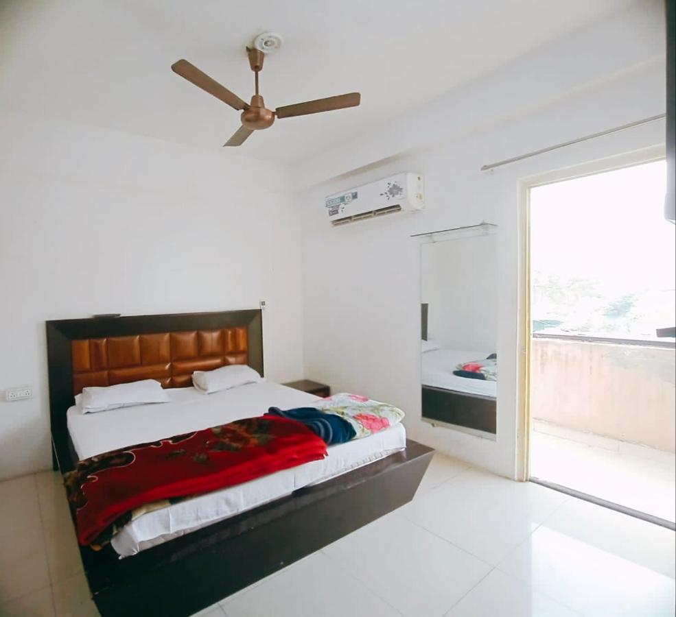 Homestay Ac Dormitory New Delhi Eksteriør bilde