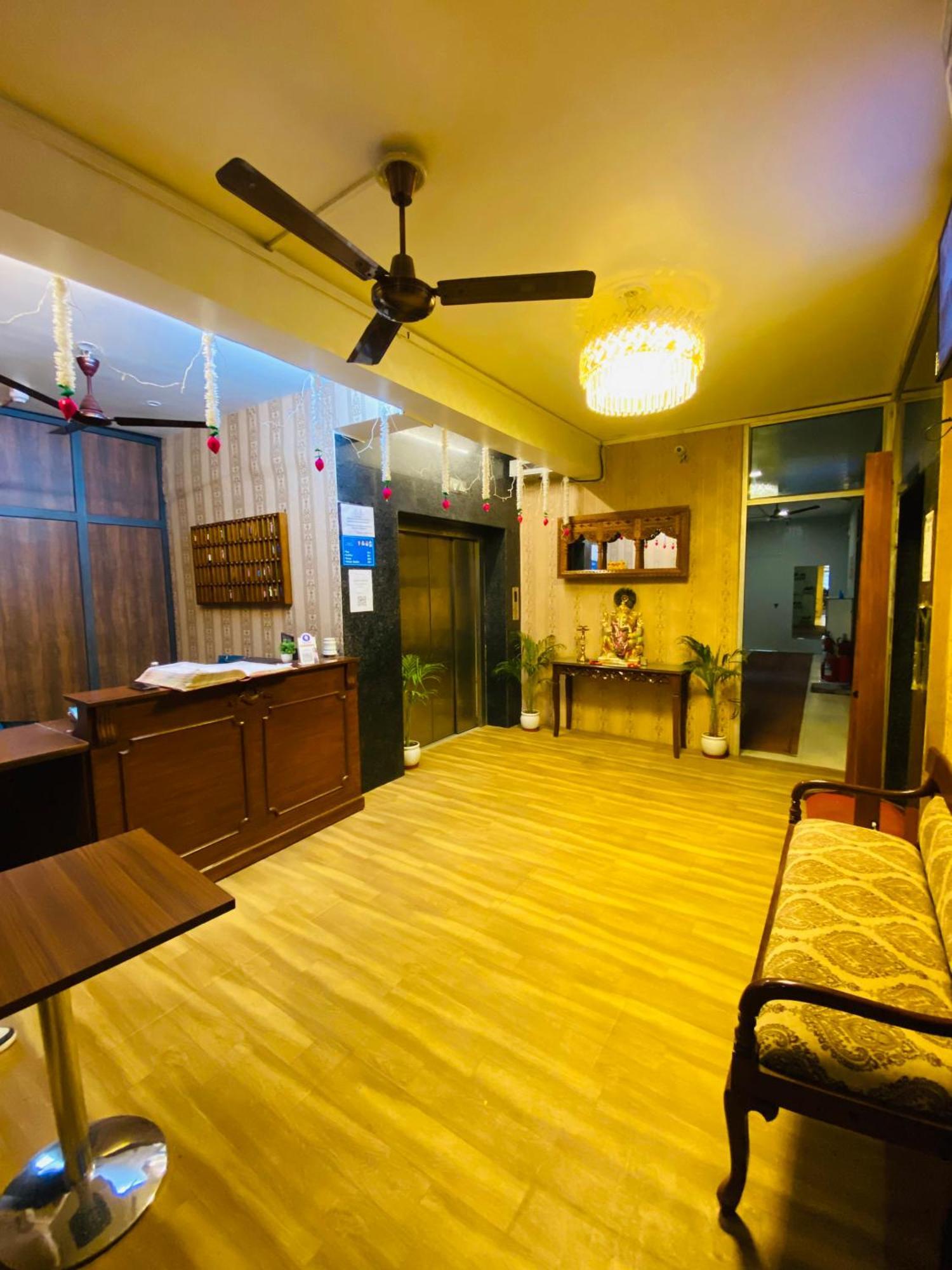 Homestay Ac Dormitory New Delhi Eksteriør bilde