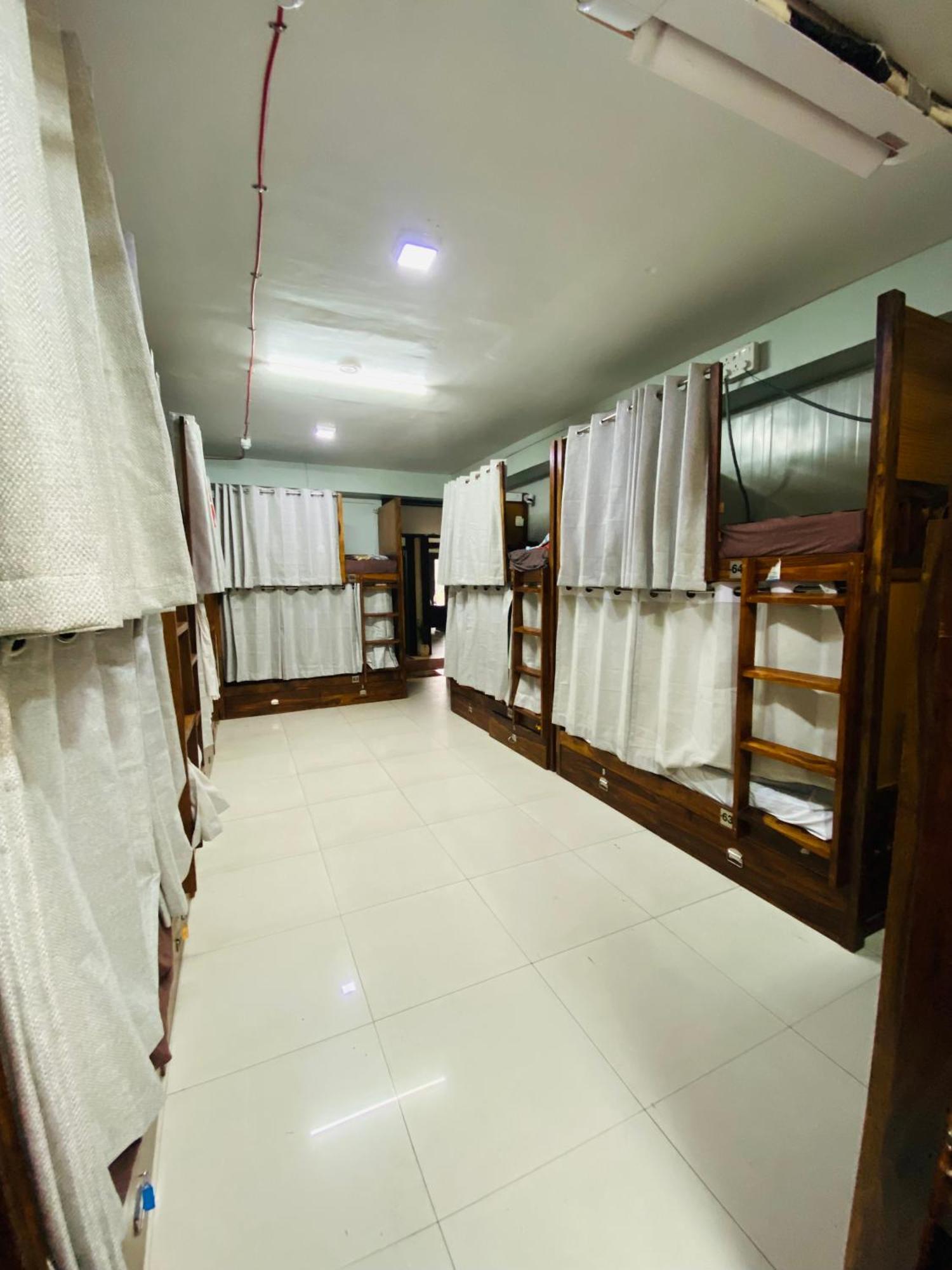 Homestay Ac Dormitory New Delhi Eksteriør bilde
