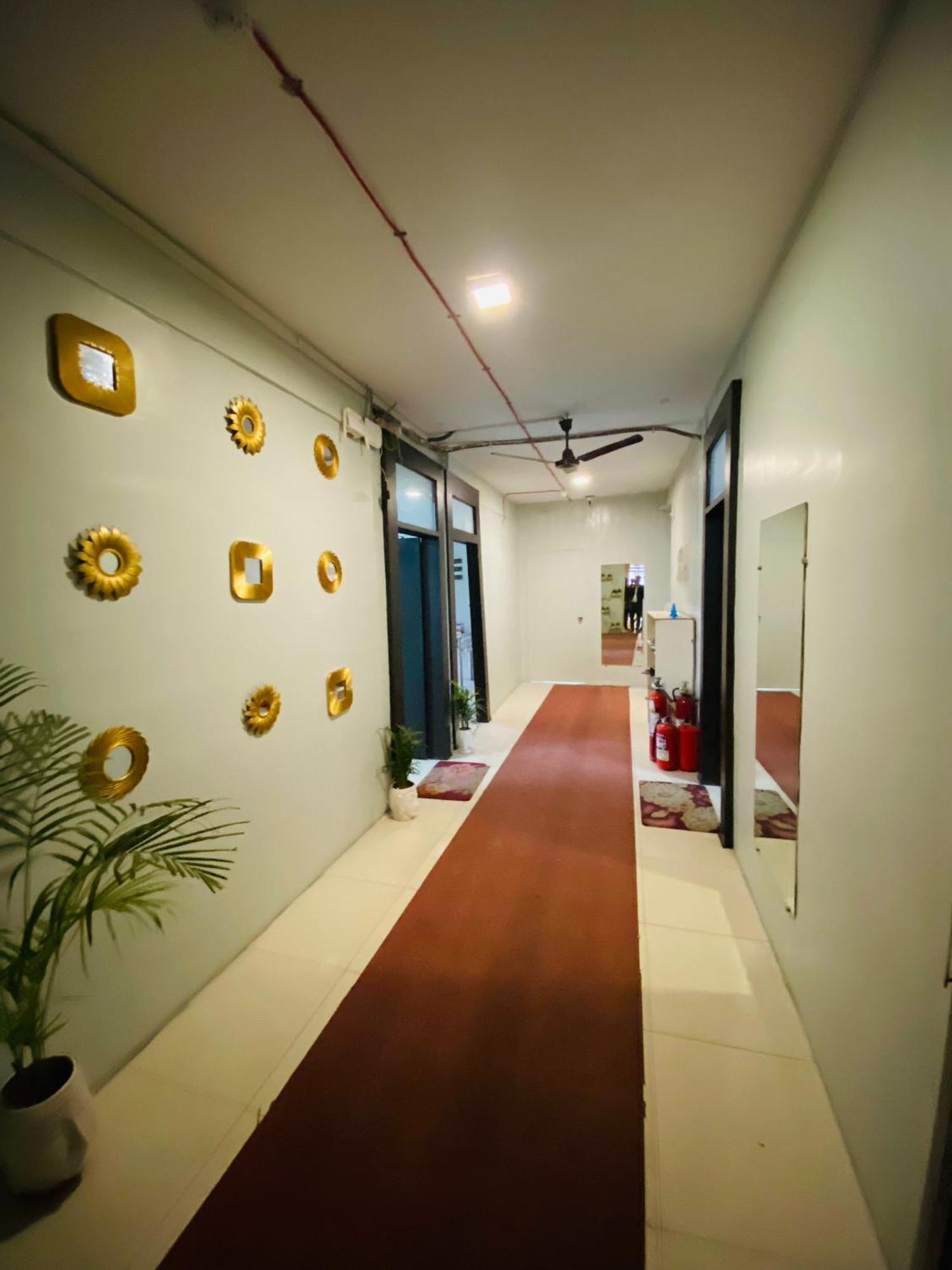 Homestay Ac Dormitory New Delhi Eksteriør bilde