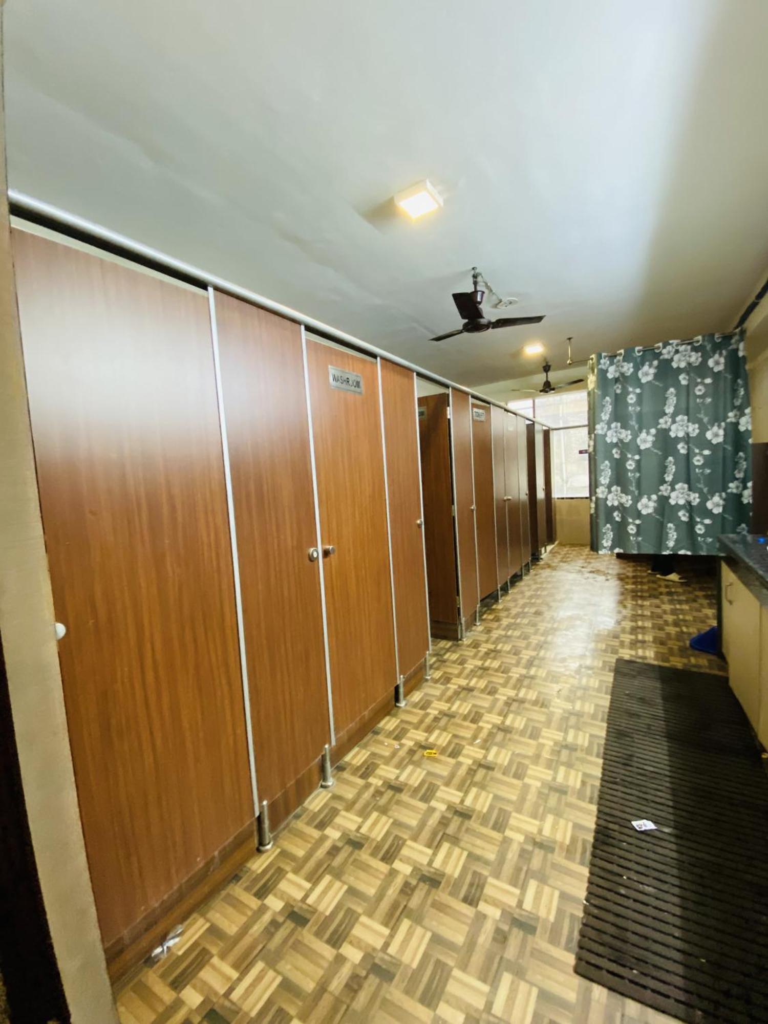 Homestay Ac Dormitory New Delhi Eksteriør bilde